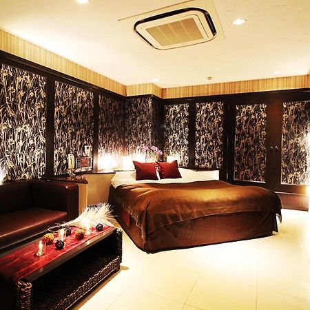 Hotel O2 -Adult Only- Hirabari Eksteriør billede