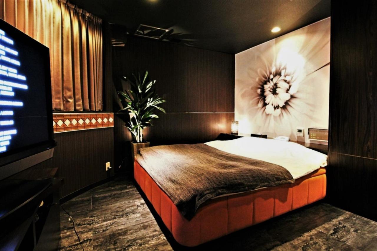 Hotel O2 -Adult Only- Hirabari Eksteriør billede