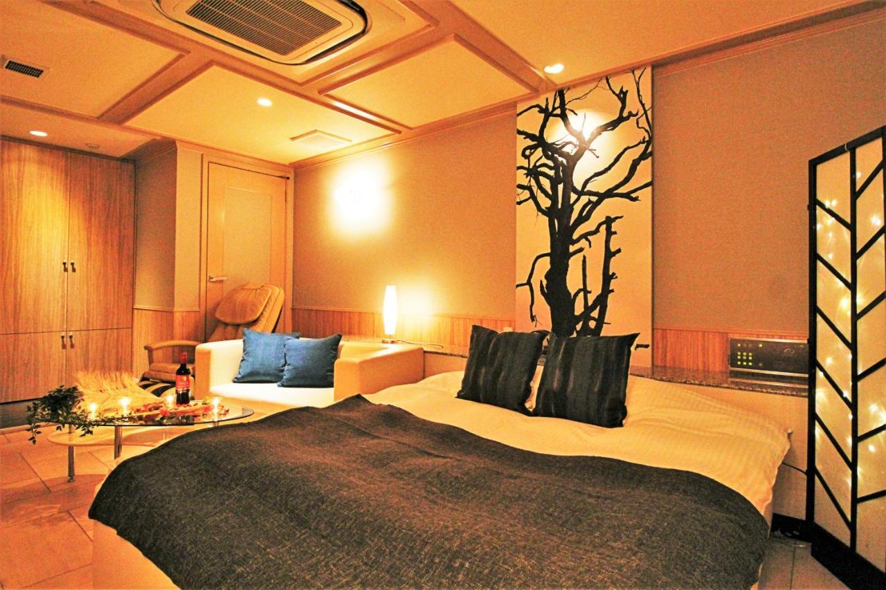 Hotel O2 -Adult Only- Hirabari Eksteriør billede