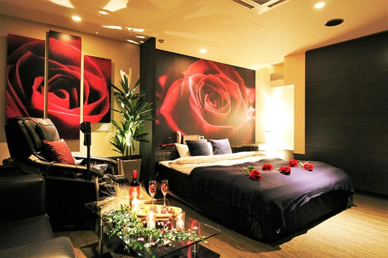Hotel O2 -Adult Only- Hirabari Eksteriør billede