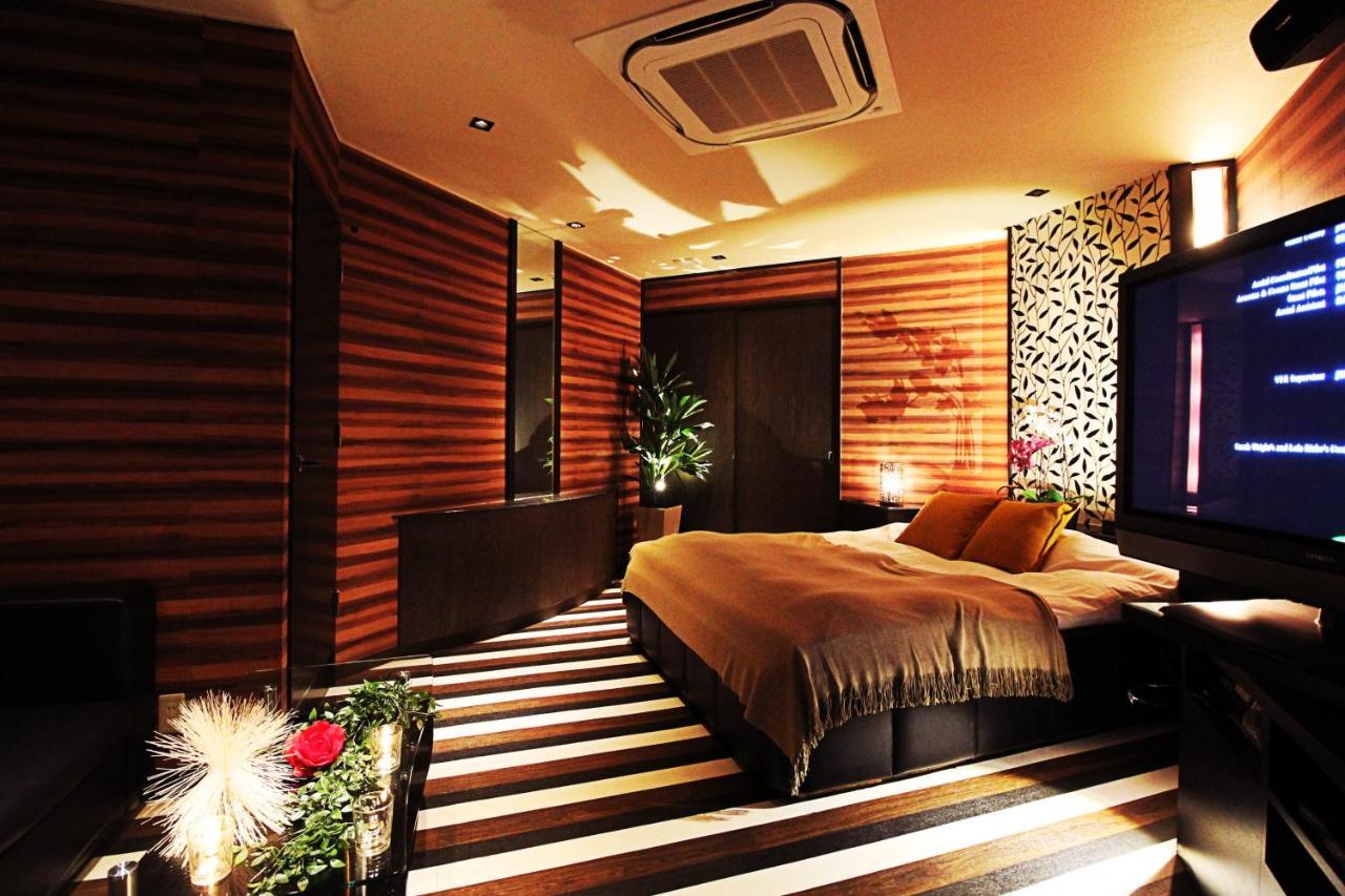 Hotel O2 -Adult Only- Hirabari Eksteriør billede