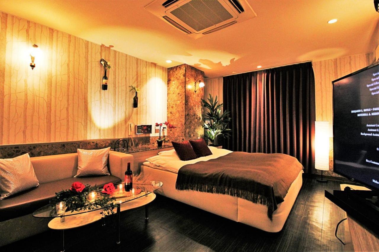 Hotel O2 -Adult Only- Hirabari Eksteriør billede