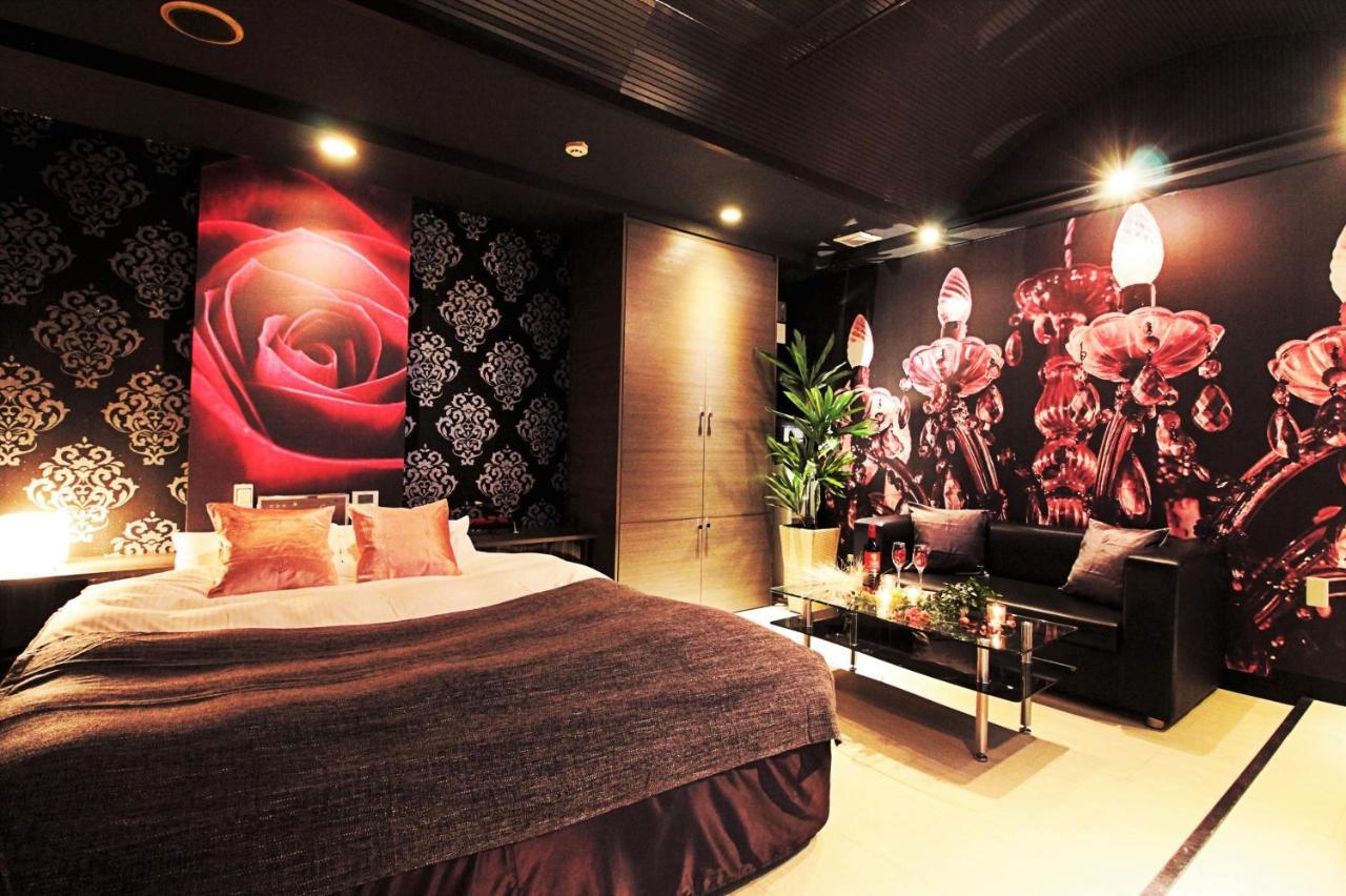 Hotel O2 -Adult Only- Hirabari Eksteriør billede