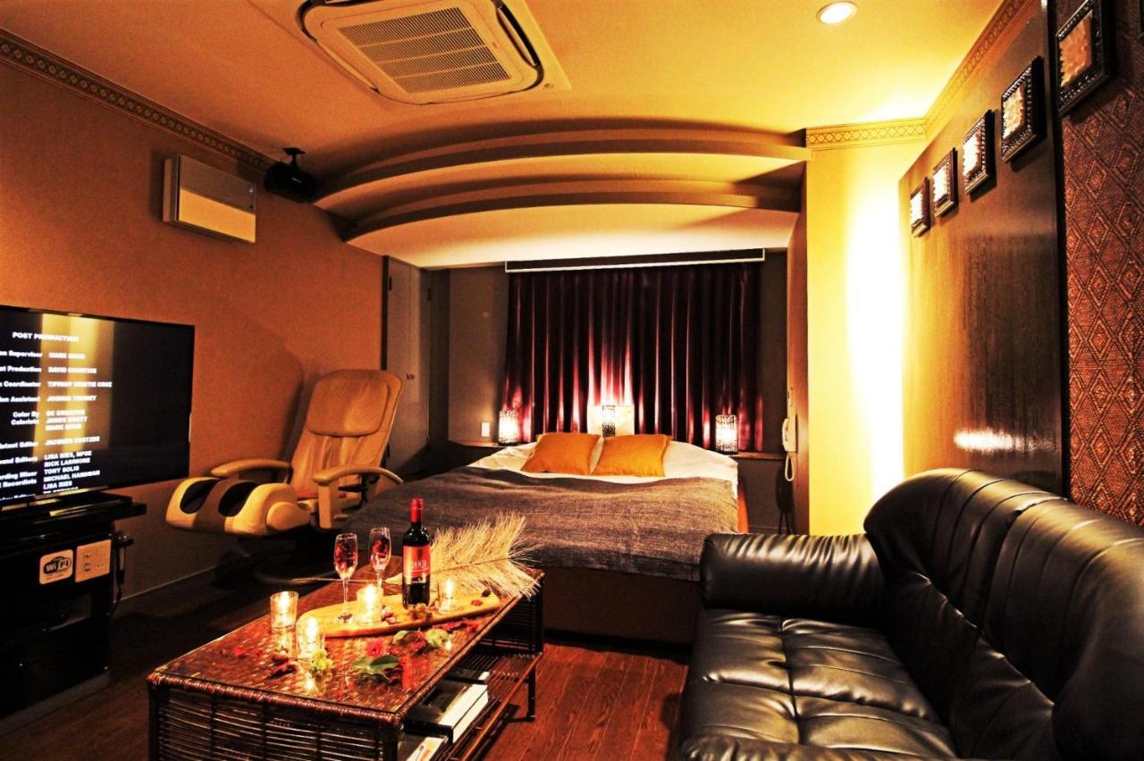 Hotel O2 -Adult Only- Hirabari Eksteriør billede