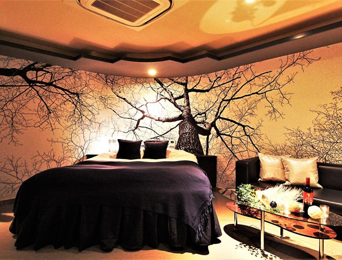 Hotel O2 -Adult Only- Hirabari Eksteriør billede