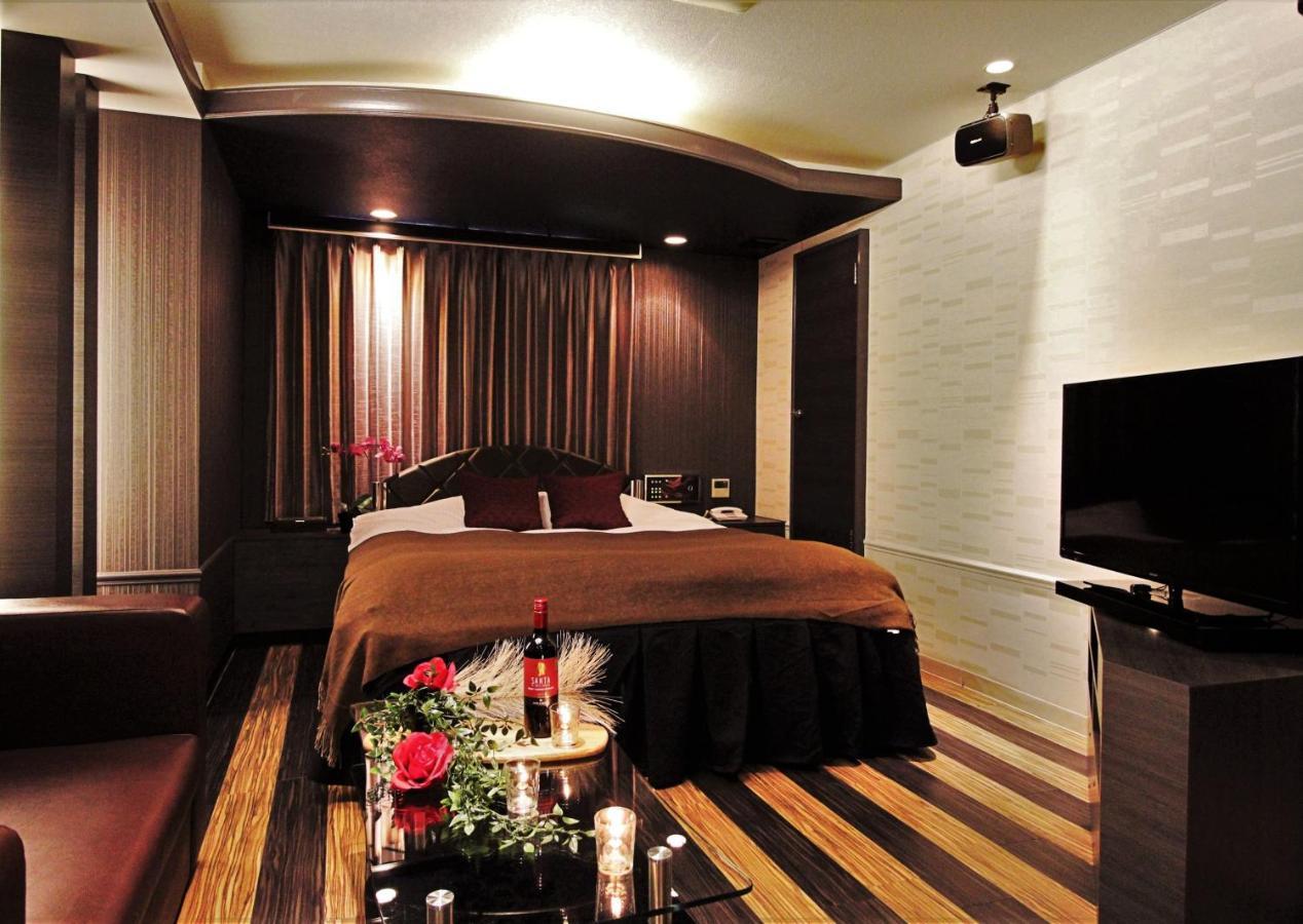 Hotel O2 -Adult Only- Hirabari Eksteriør billede